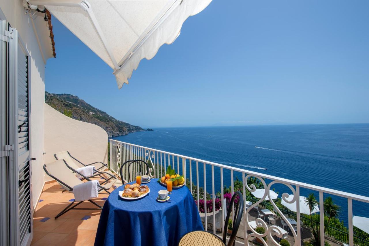 Open Gate Hotel Praiano Bagian luar foto