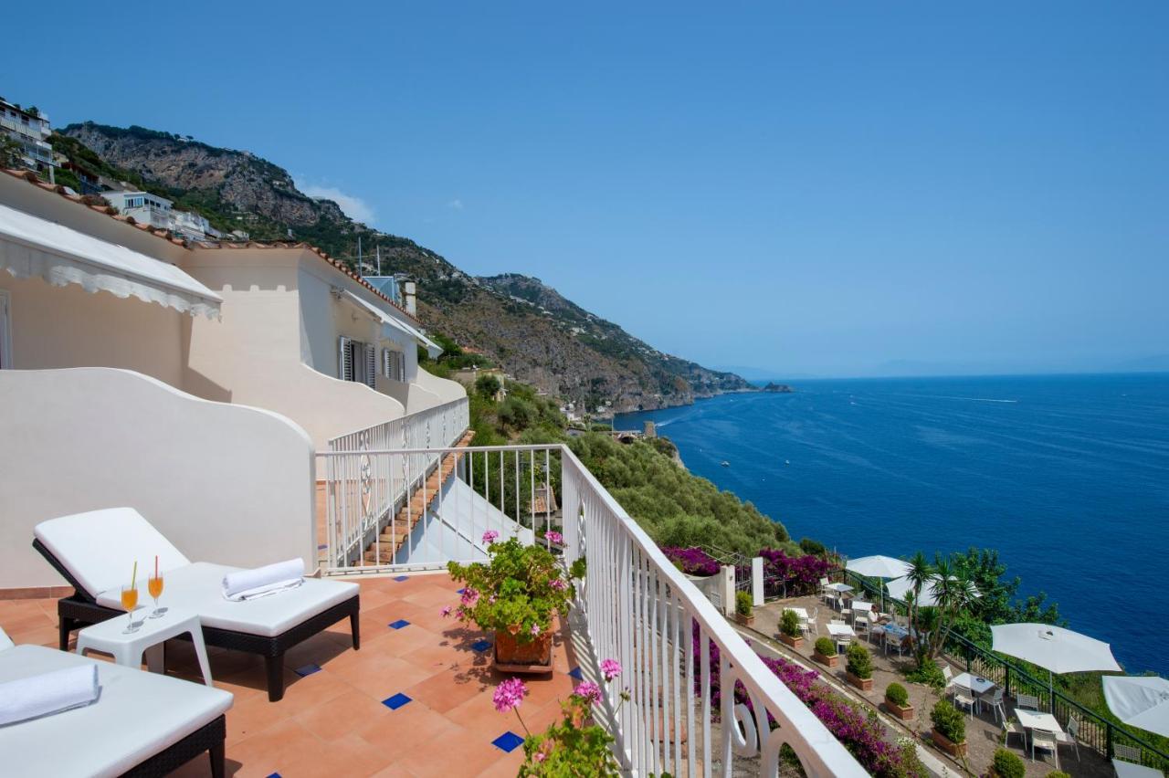 Open Gate Hotel Praiano Bagian luar foto